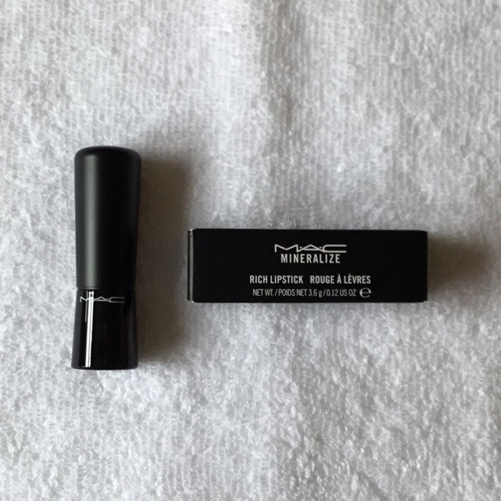 MAC Mineralize Rich Lipstick